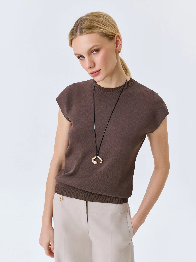 Вязаный топ из вискозы