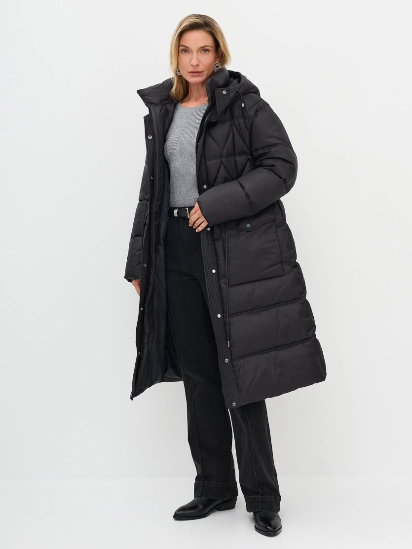 Удлиненная парка с фигурной стежкой