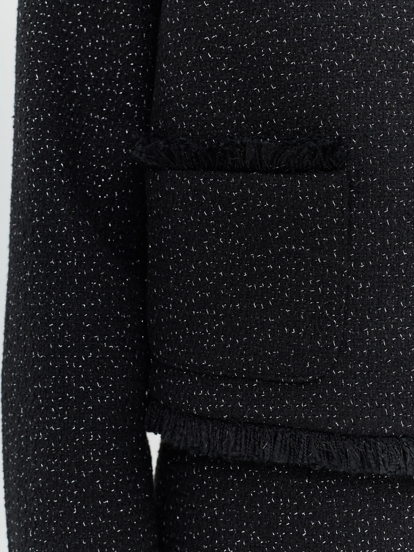 Укороченный жакет из твида