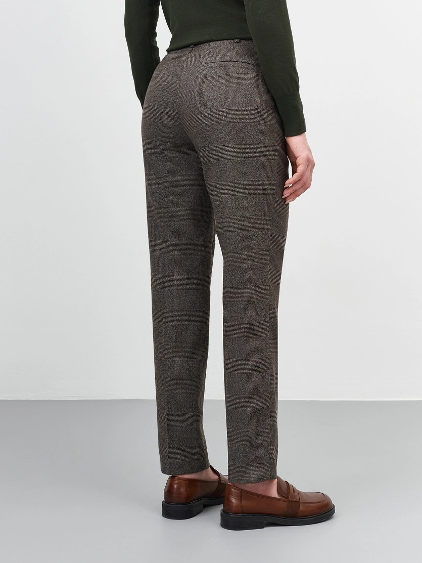 Базовые брюки в клетку