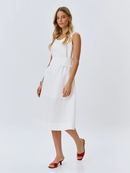 Свободное платье с поясом