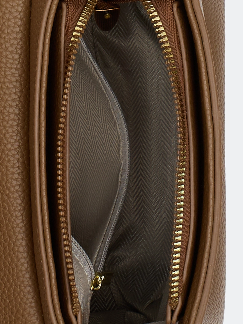 Фигурная сумка из эко кожи