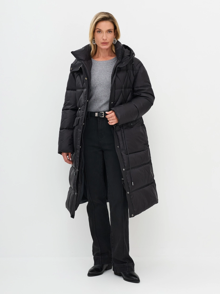 Удлиненная парка с фигурной стежкой