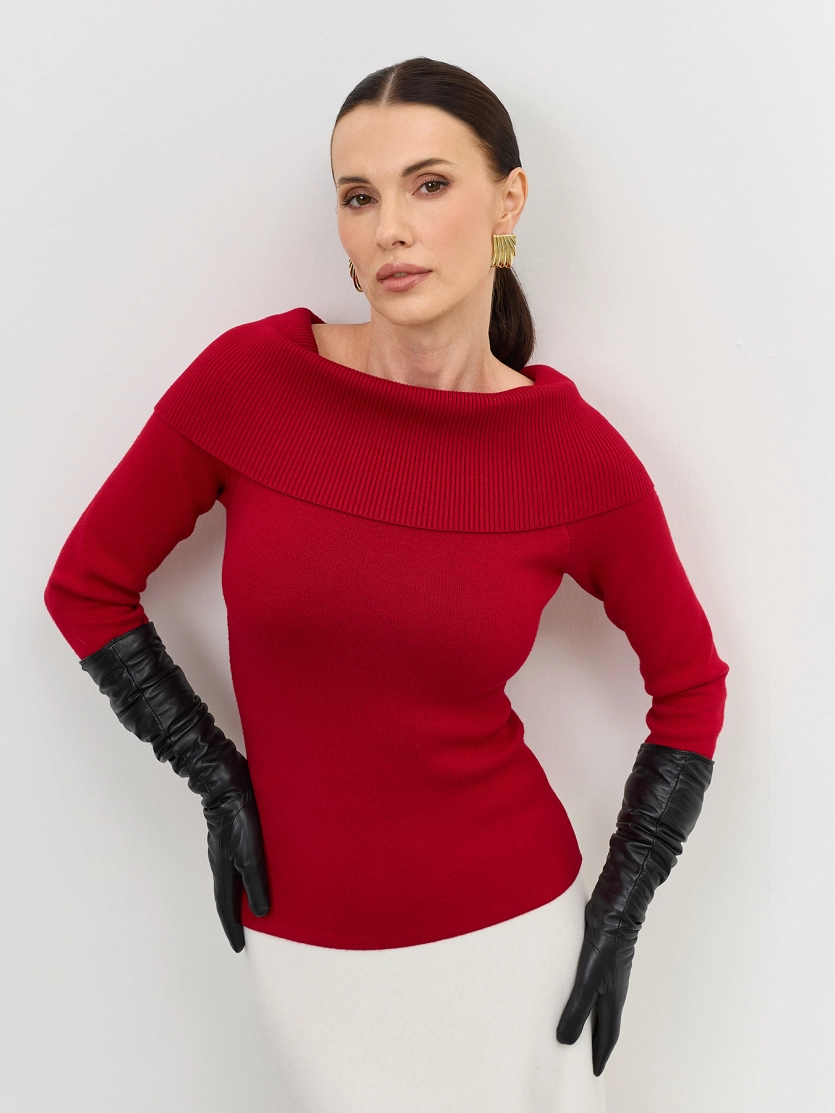 Джемпер с открытыми плечами