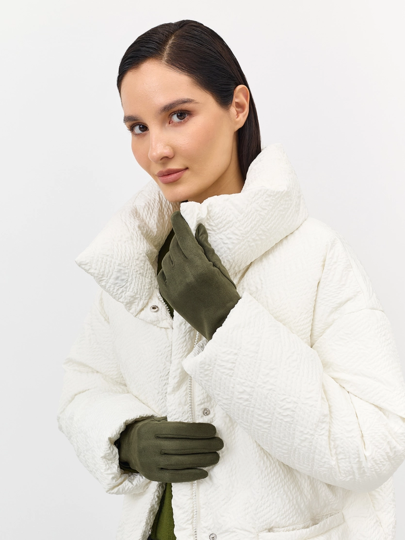 Перчатки с декоративным хлястиком