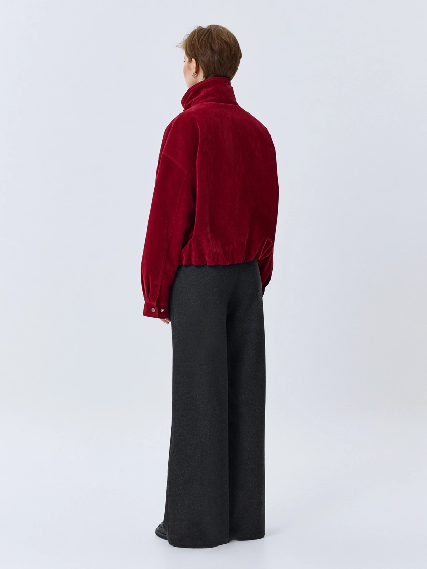 Oversize бомбер из искусственной замши