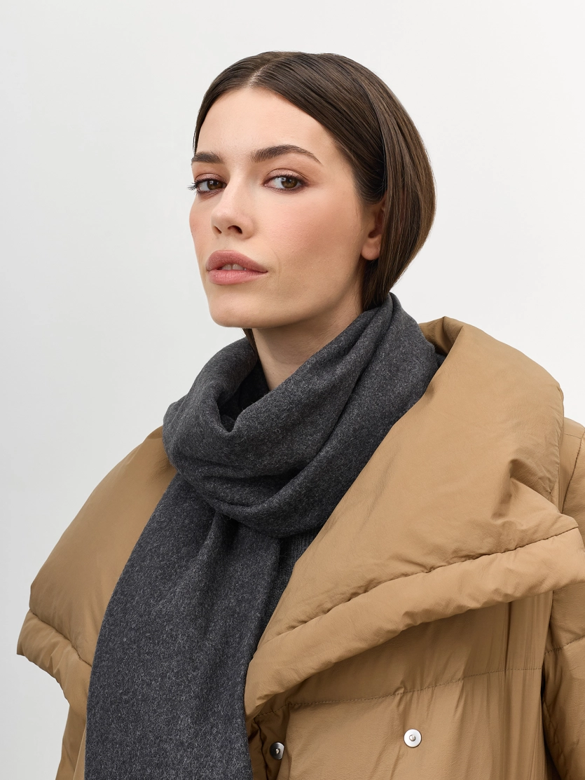Графитовый палантин с шерстью