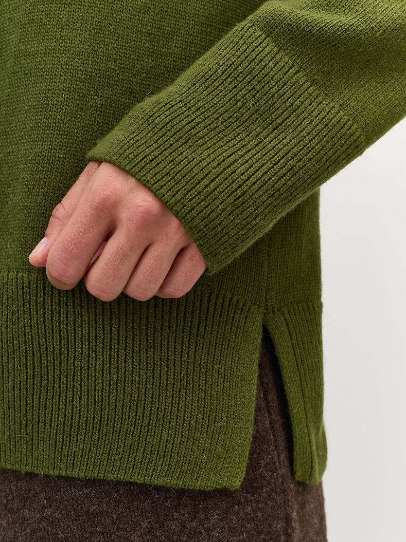 Тоникй свитер с ангорой