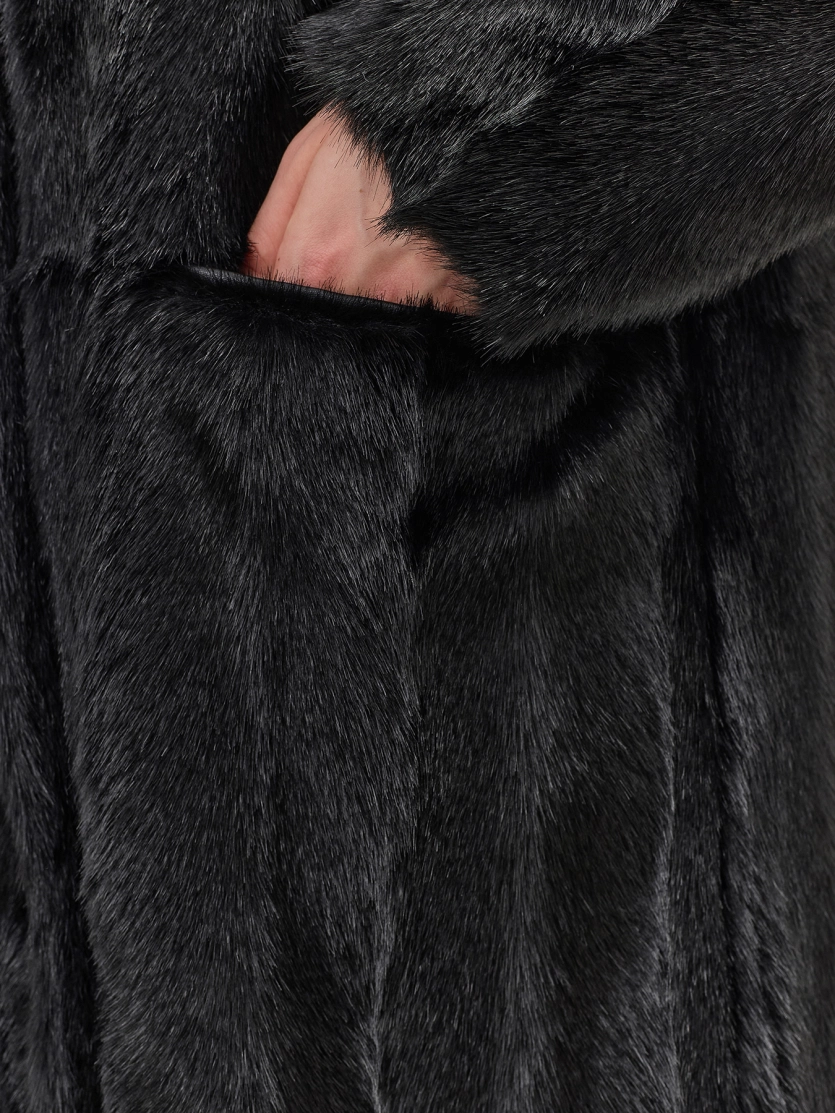 Шуба из искуственного меха норки