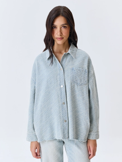 Рубашка из фактурного денима