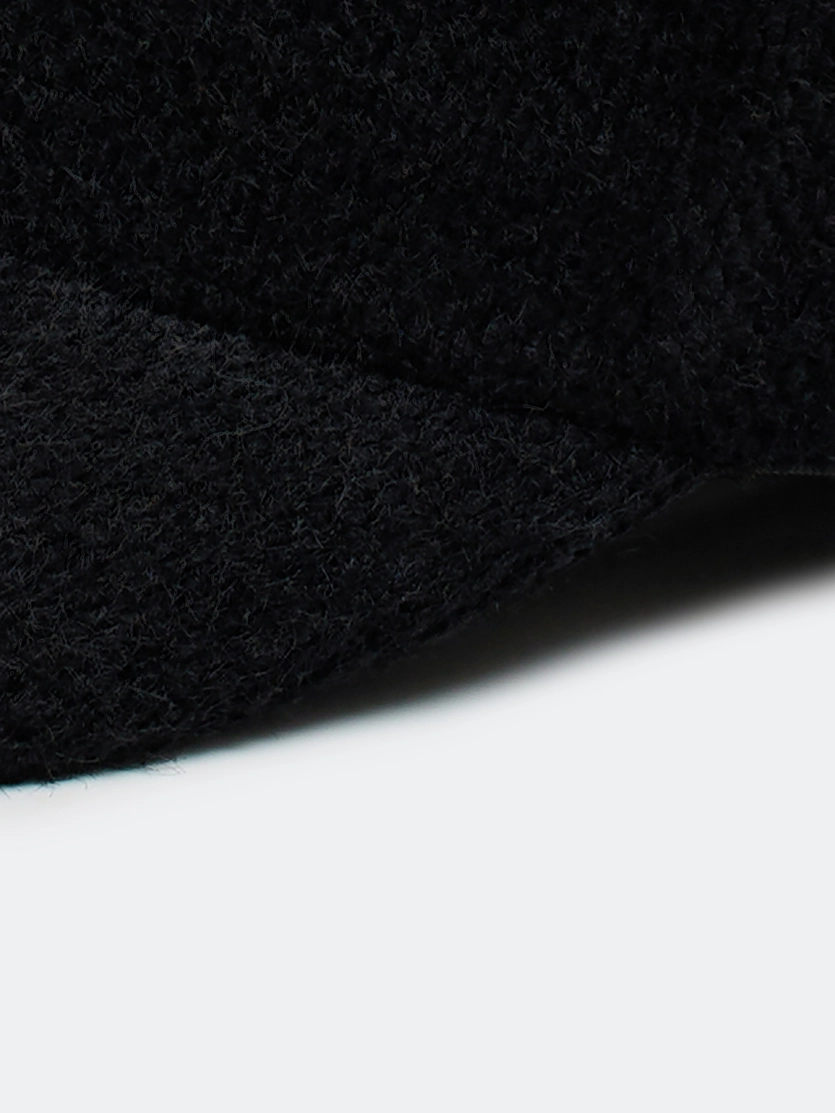 Кепка из фактурного текстиля