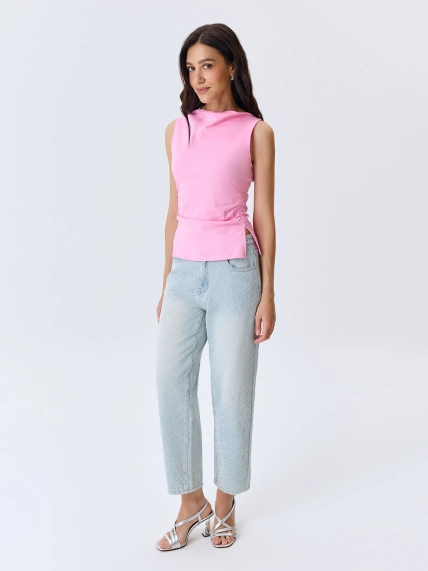 Джинсы из фактурного денима