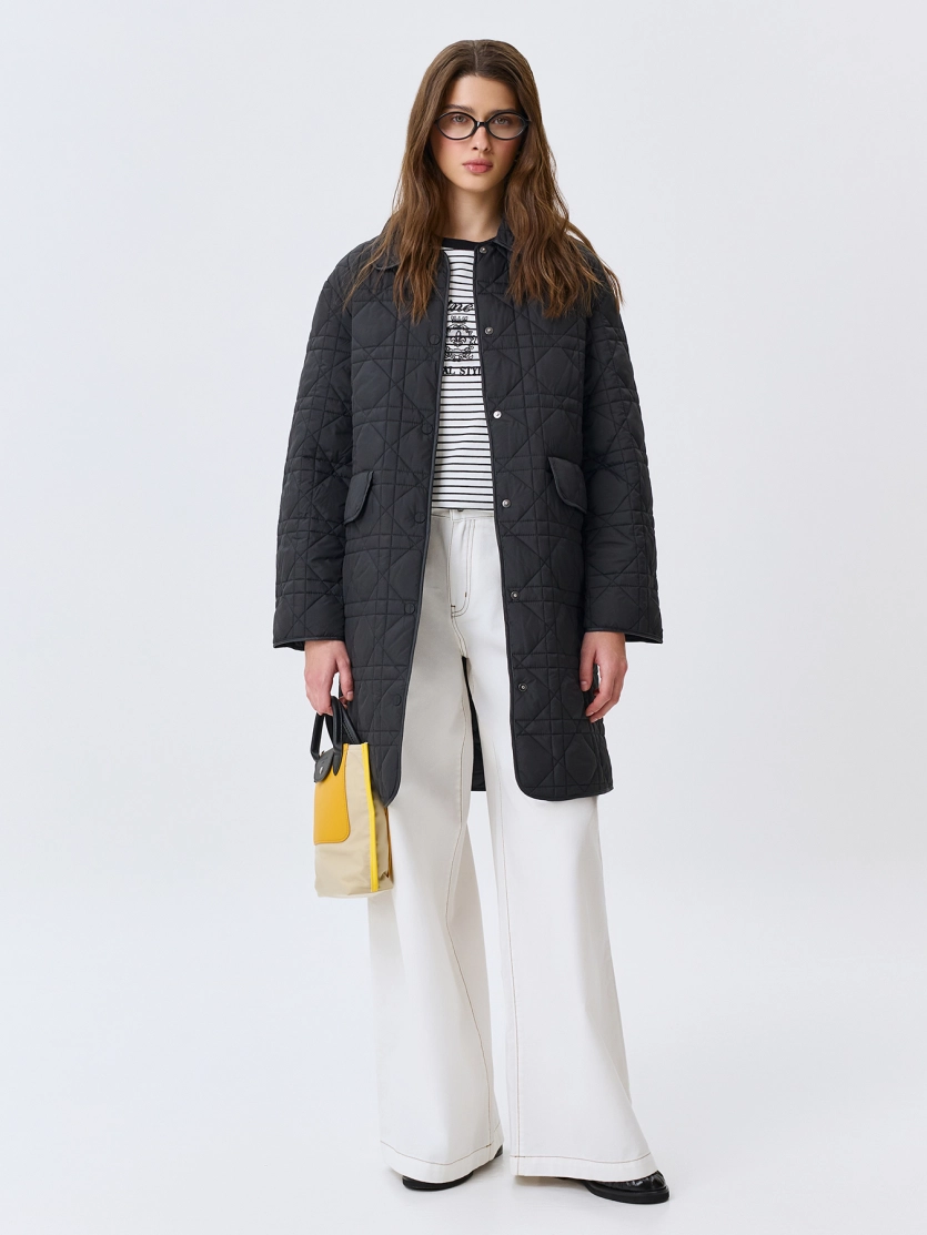 Укороченное стеганое пальто