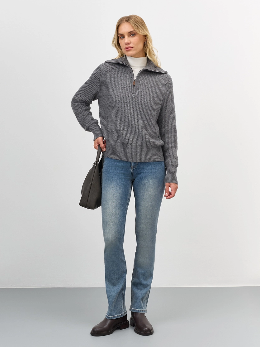 Свитер с отложным воротником на молнии