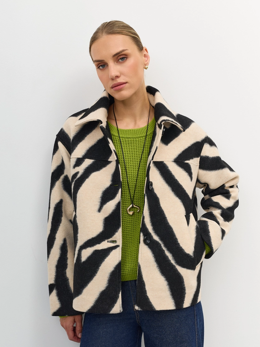 Яркий свитер из хлопка