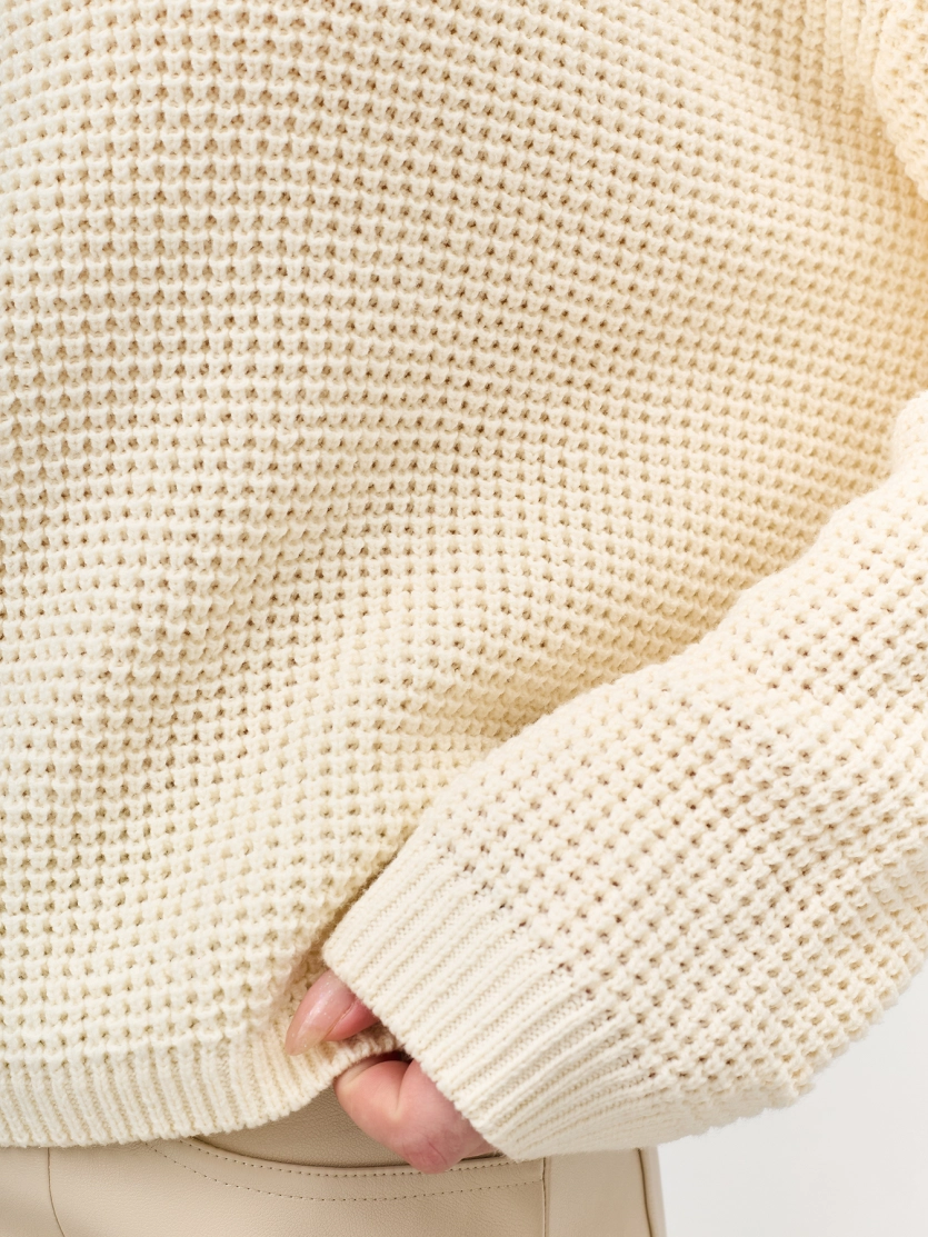 Свитер с текстурной вязкой