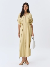 Приталенное платье-рубашка