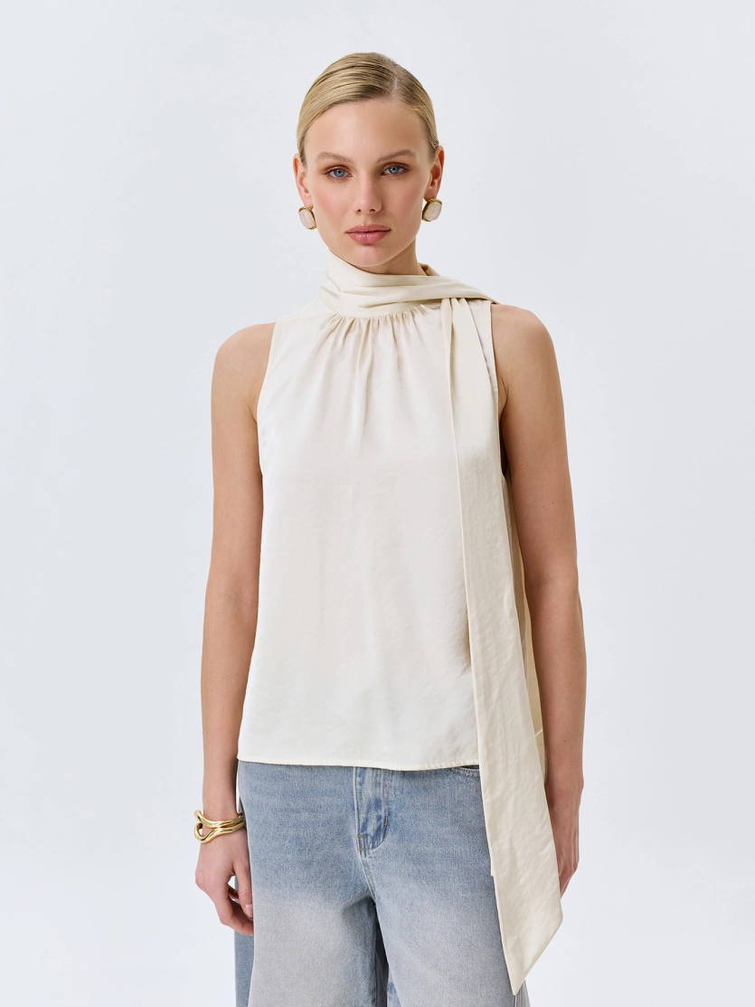 Топ халтер со струящимся шарфом