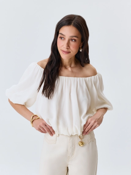 Объемный топ из лиоцелла