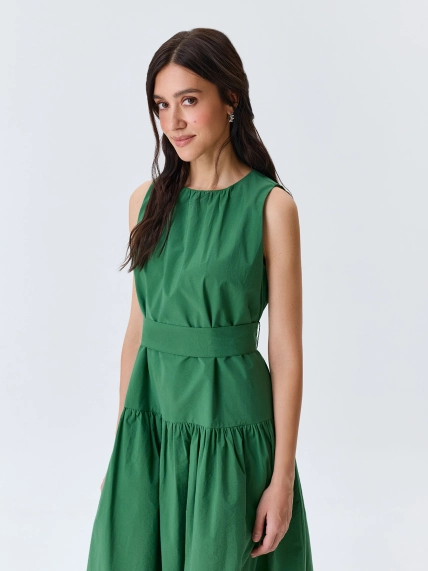 Яркое платье-миди из хлопка