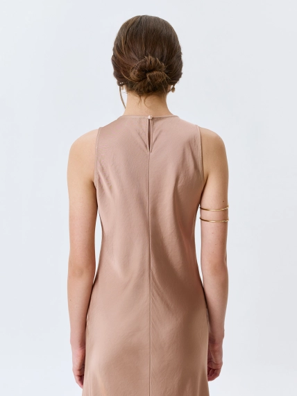 Сатиновое платье из смесовой вискозы