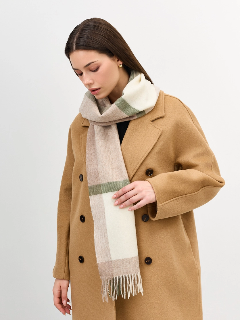 Шерстяной шарф в клетку