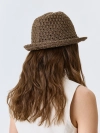 Шляпа с плетеным узором