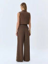 Широкие брюки с акцентными складками