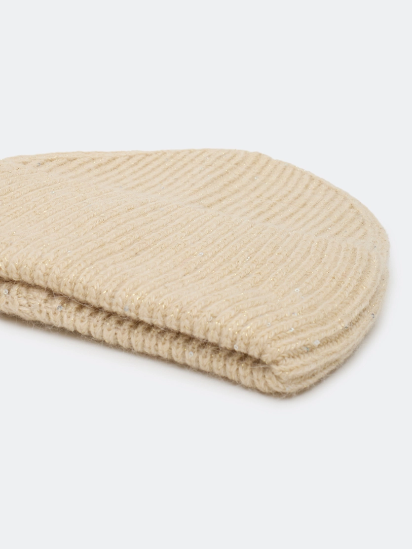 Шапка бини с широким отворотом