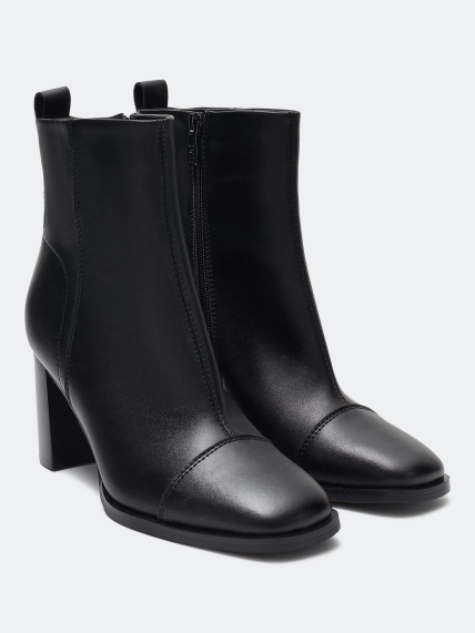 Ботильоны на высоком каблуке