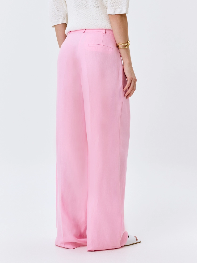 Яркие брюки из тенселя