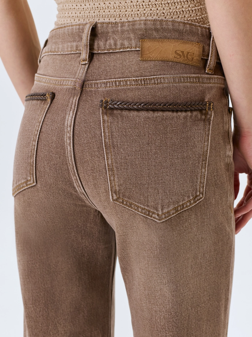 Бежевые джинсы с  варкой