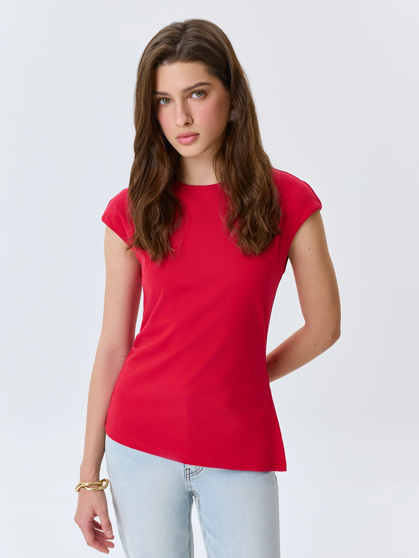 Асимметричный топ с высоким разрезом SAVAGE