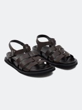 Сандалии на высокой подошве