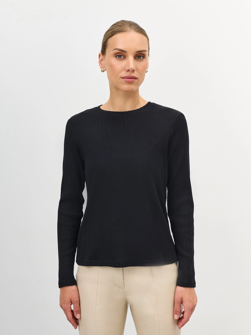 Лонгслив из ажурного трикотажа