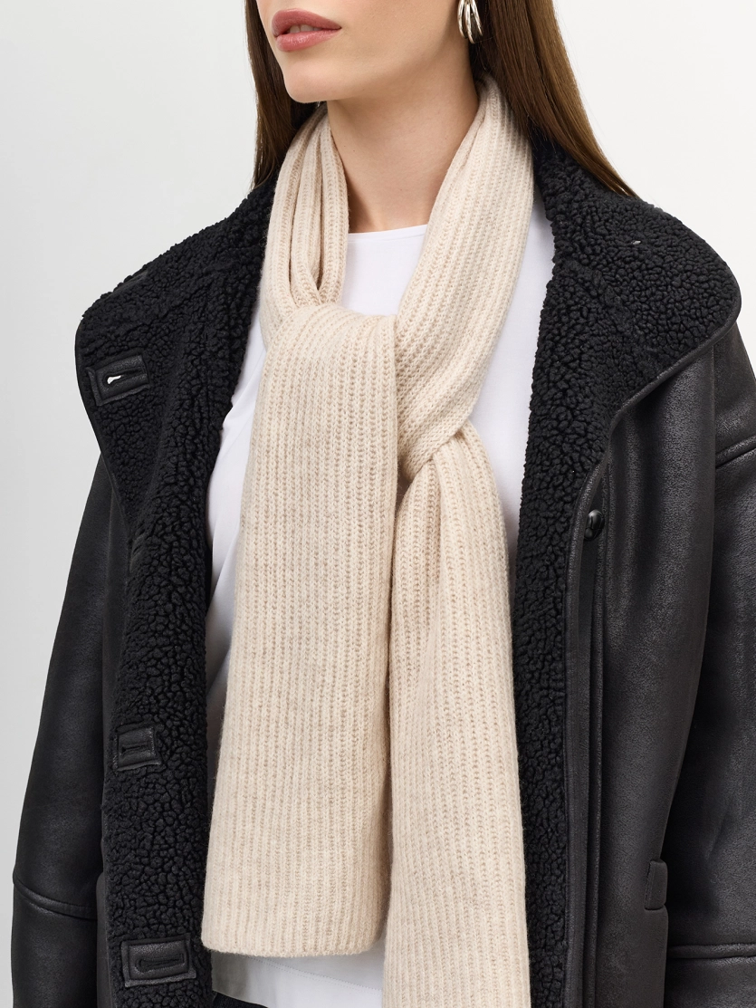 Базовый шерстяной шарф