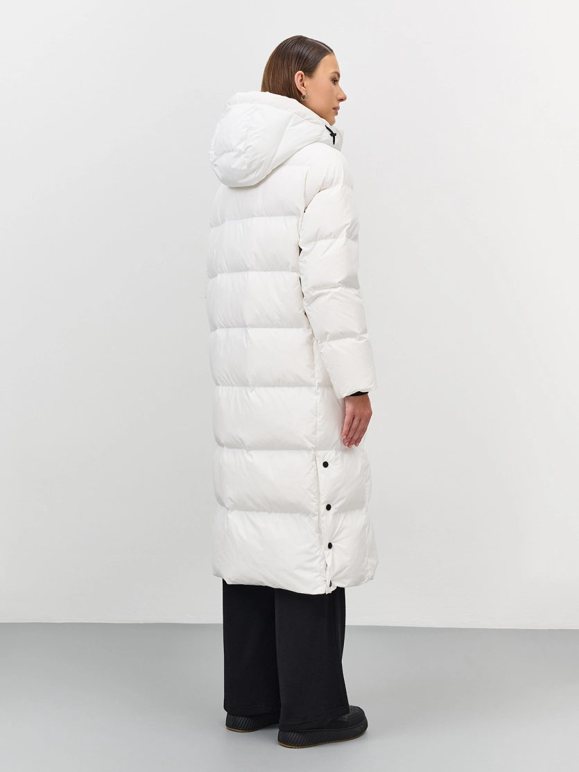 Длинный пуховик на натуральном утеплителе