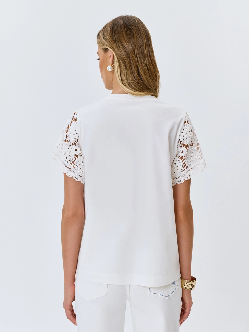 Хлопковая футболка с ажурными рукавами