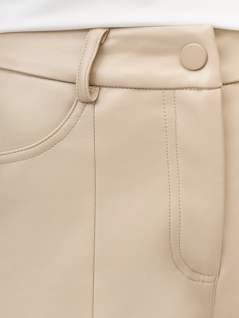 Прямые брюки из экокожи