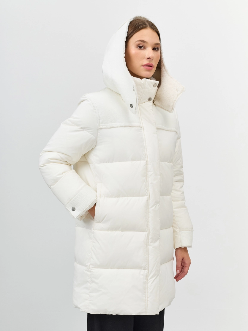 Пальто с капюшоном из искусственной овчины