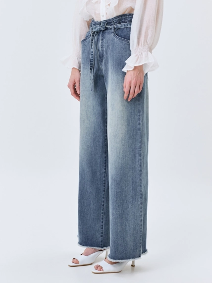 Широкие джинсы в стиле "Бохо"