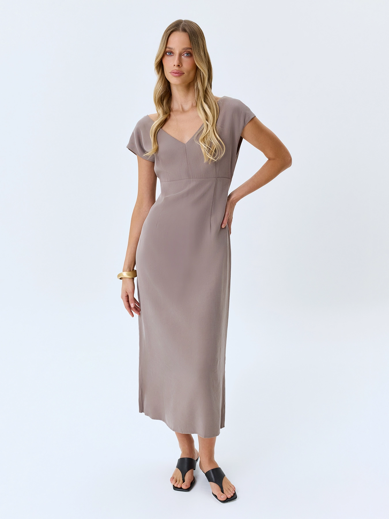 Приталенное платье с V-образным вырезом SAVAGE