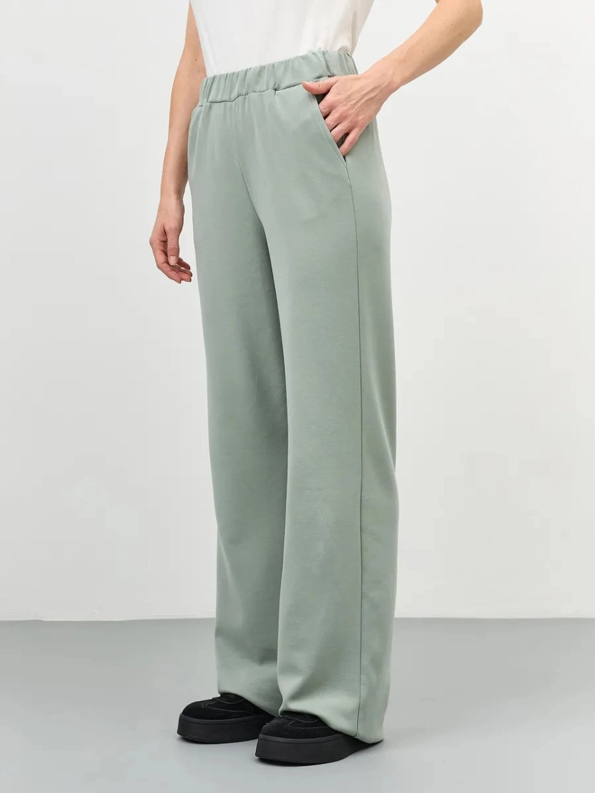 Трикотажные брюки из модала