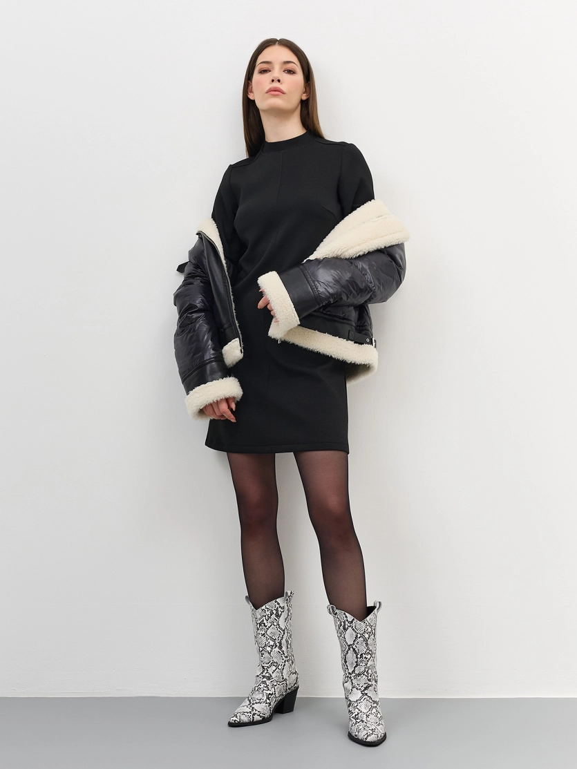 Казаки со змеиным принтом