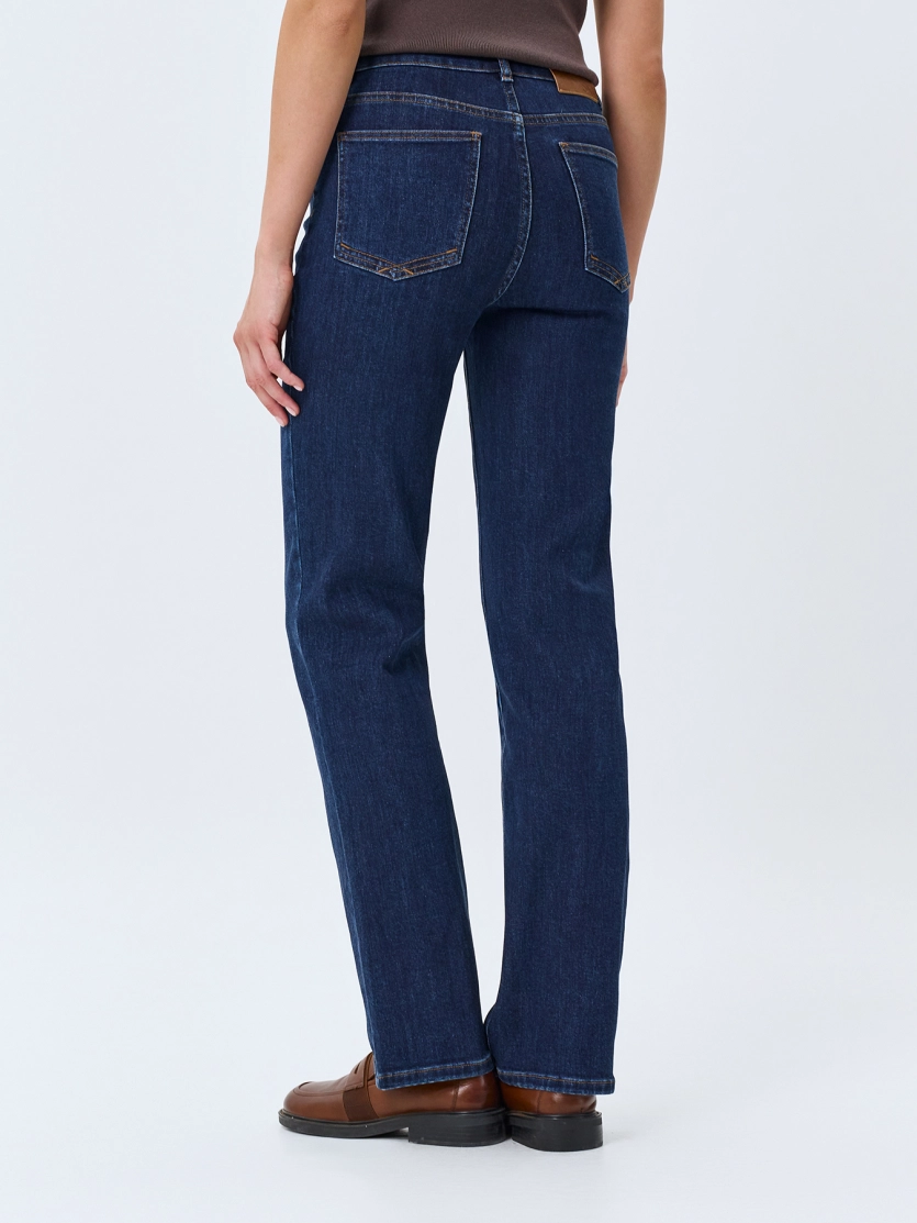 Базовые джинсы Straight fit