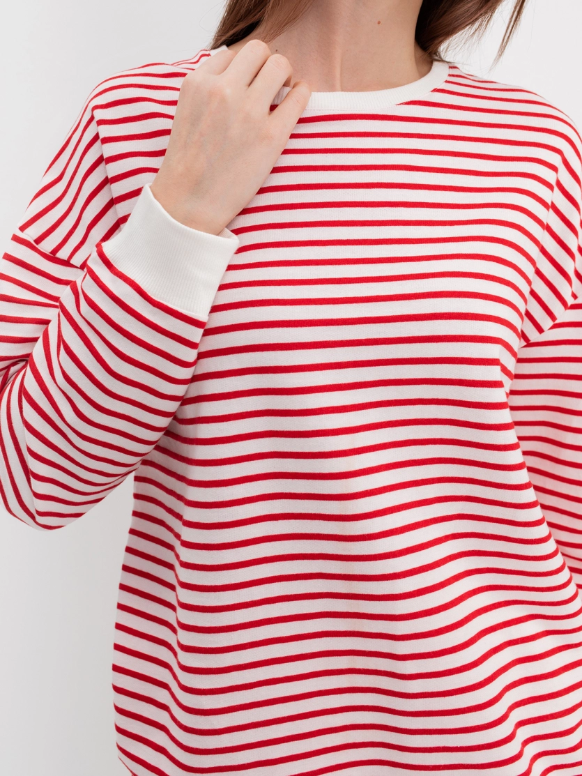 Джемпер oversize в яркую полоску