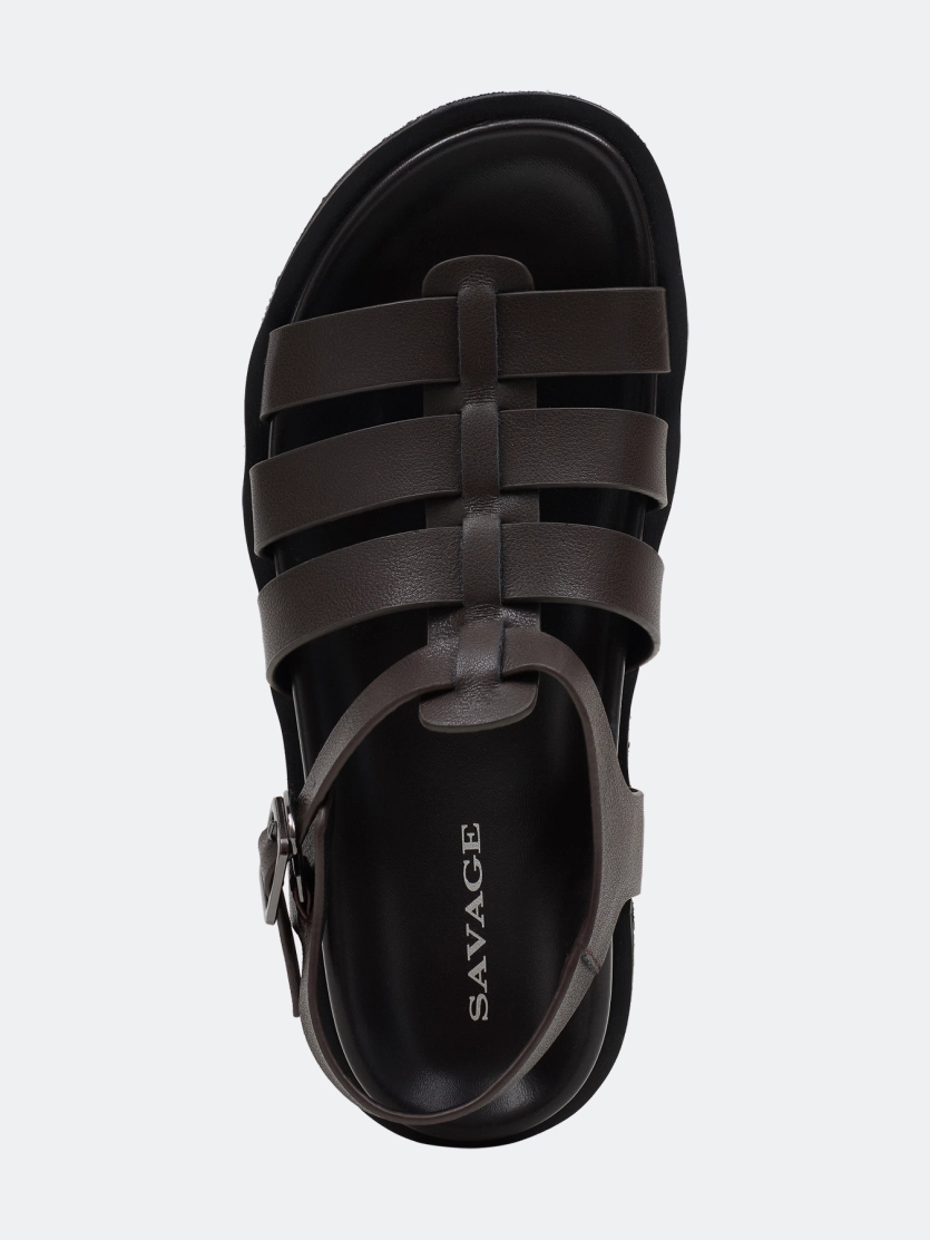 Сандалии на высокой подошве