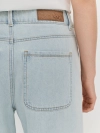 Тонкие джинсы mom fit