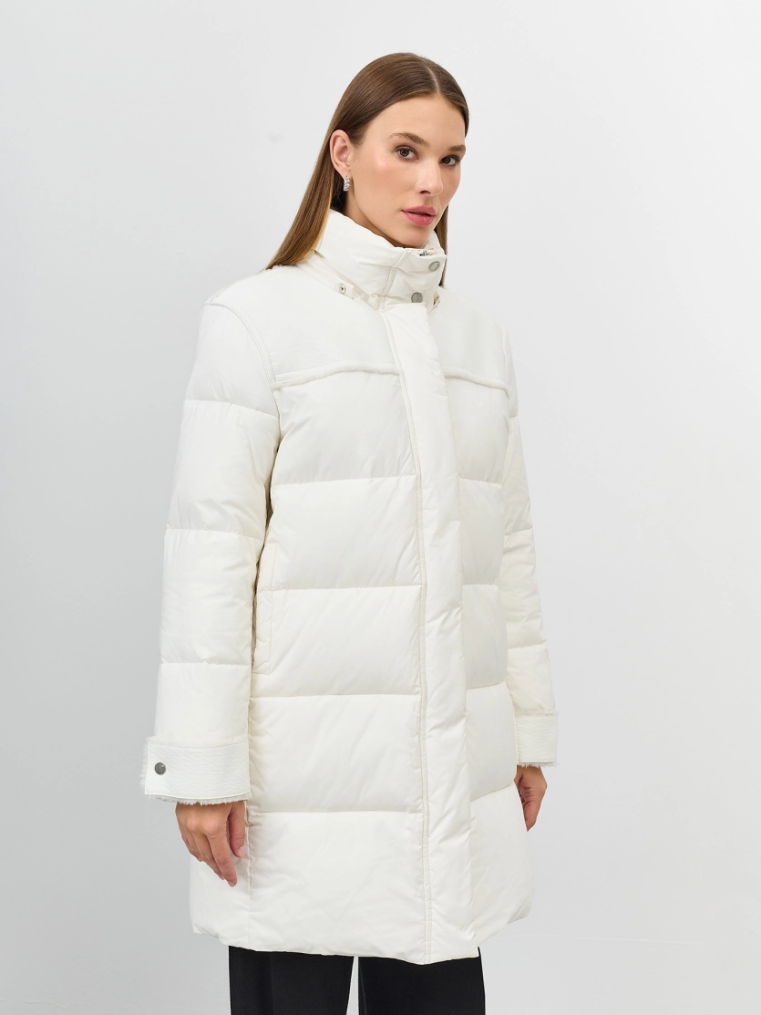 Пальто с капюшоном из искусственной овчины