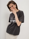 Oversize футболка с контрастным принтом из 100% хлопка